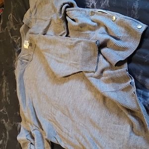 Women's sweater